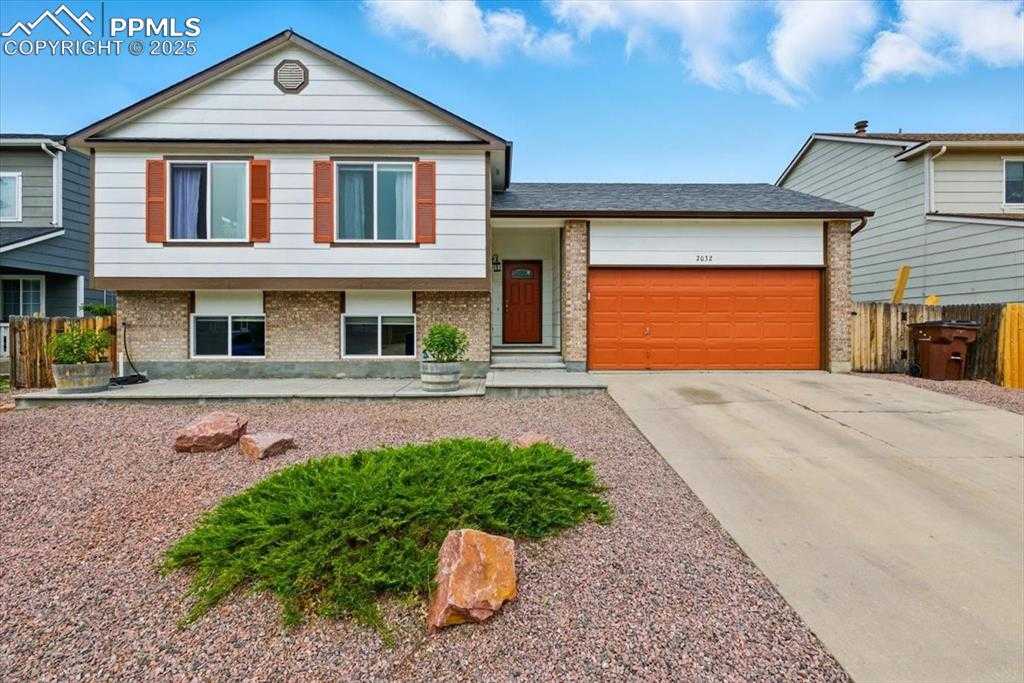 2032 Woodsong Way photo 1 of 39