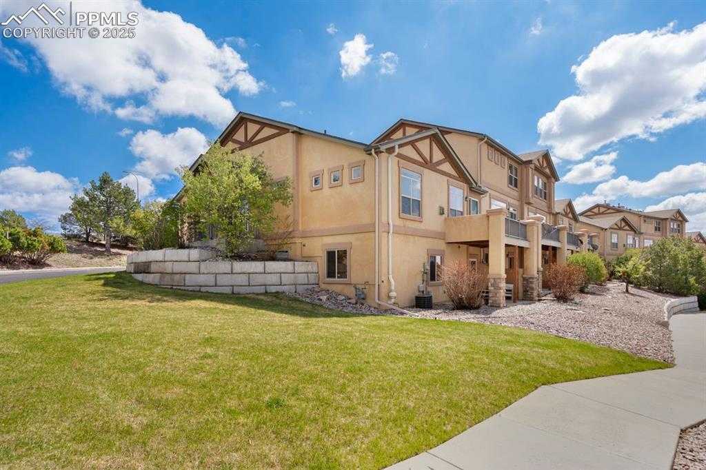8492 Artesian Springs Point photo 1 of 34