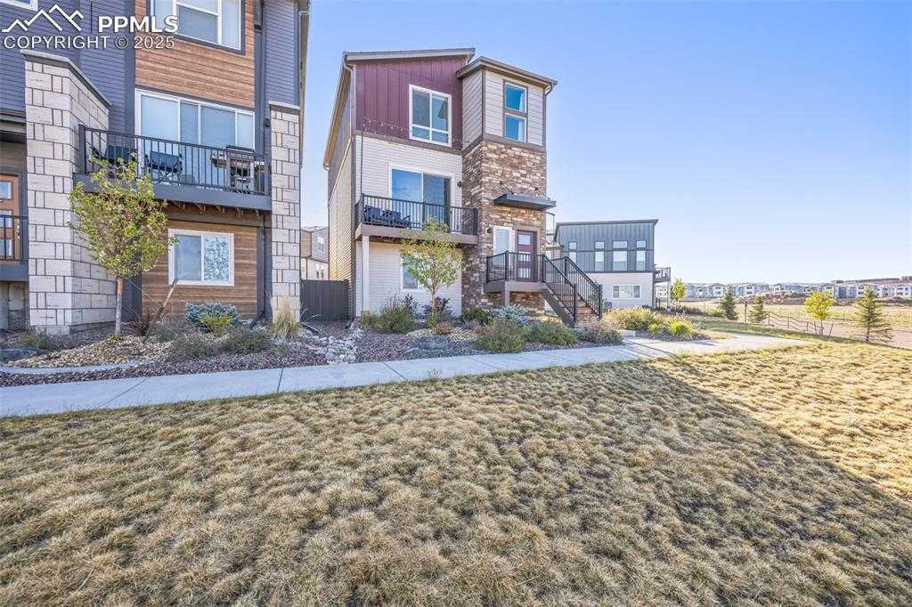 11272 Modern Meadow Loop photo 1 of 25