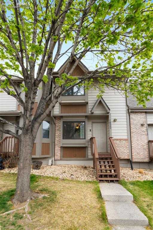 1822 Erin Loop photo 1 of 19