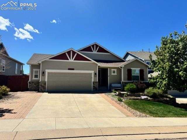 249 Homeland Ct photo 1 of 38