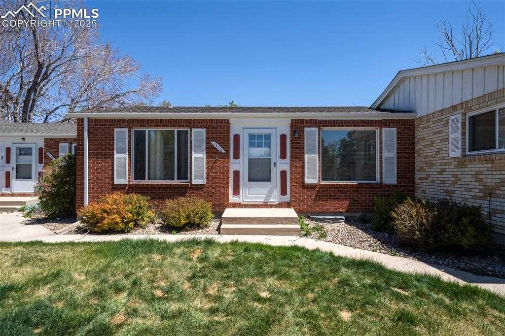 1116 Cree Dr photo 1 of 41