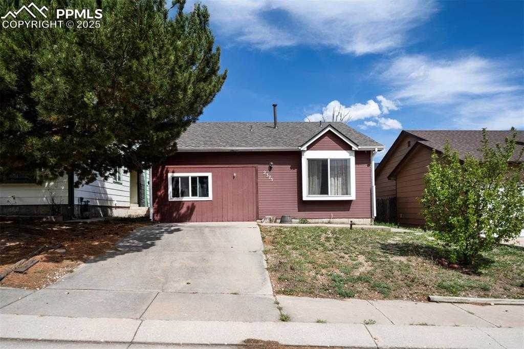 2375 Ambleside Dr photo 1 of 18