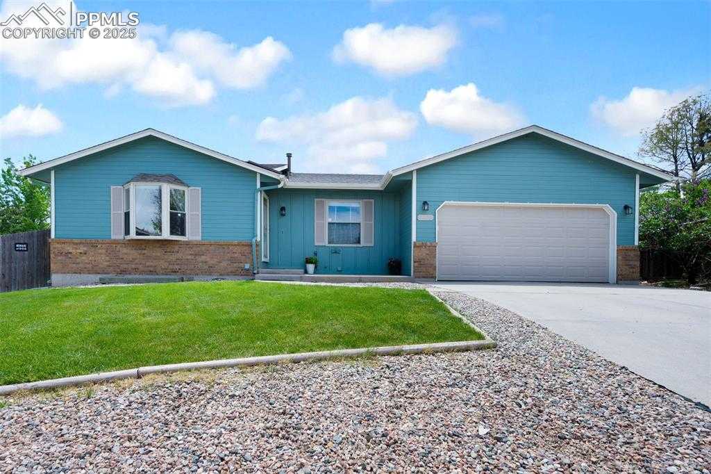 6985 Blue River Way photo 1 of 50