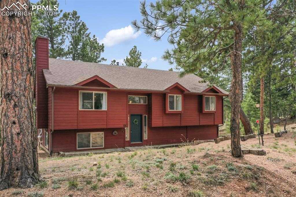 121 Aspen Dr photo 1 of 45
