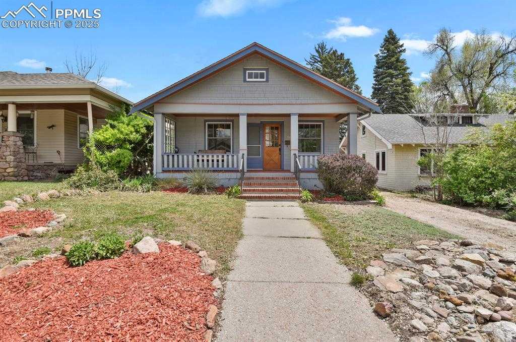 515 Custer Ave photo 1 of 41