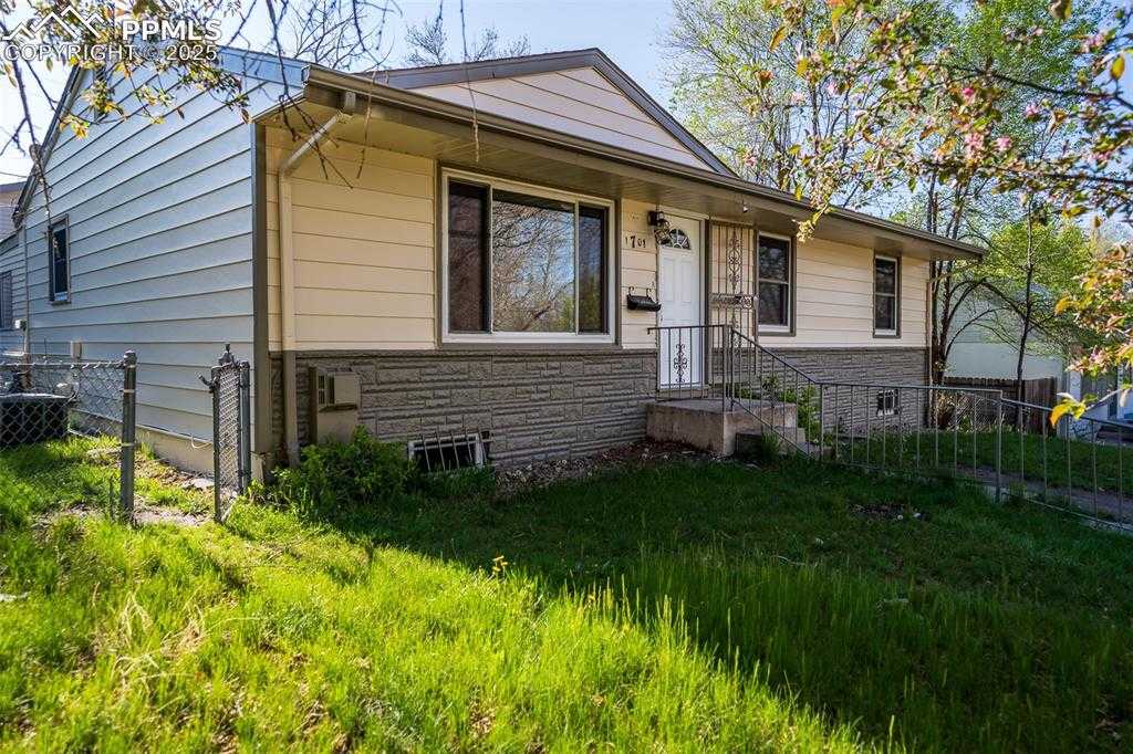 1701 Grant Ave photo 1 of 22