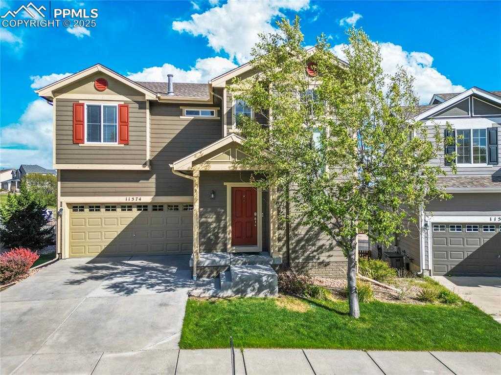11574 Wildwood Ridge Dr photo 1 of 37