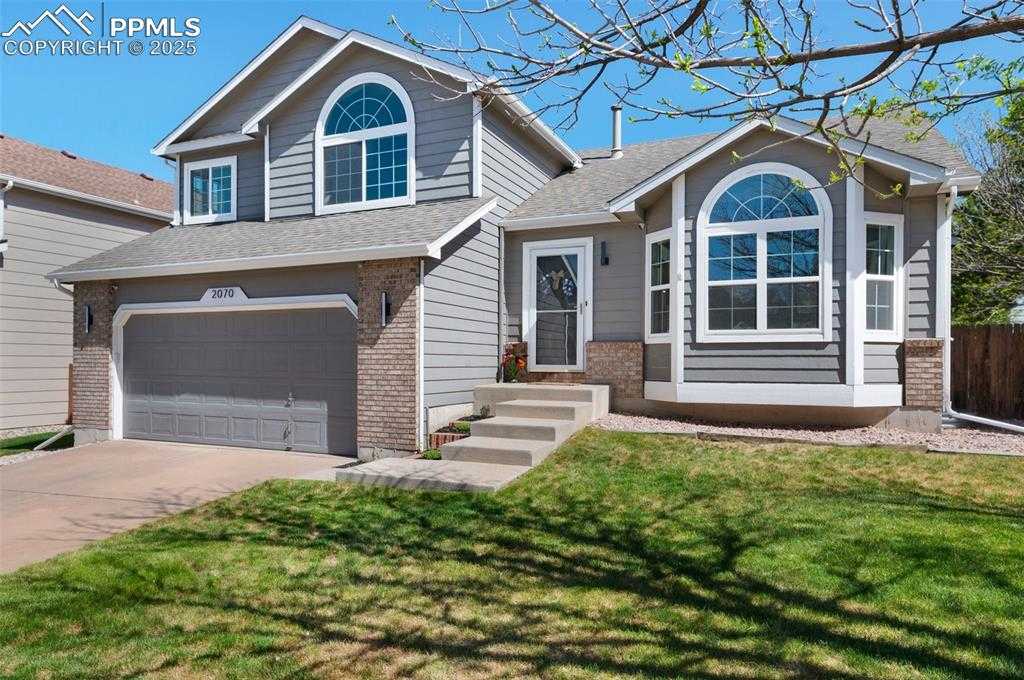 2070 Bramblwood Ln photo 1 of 45