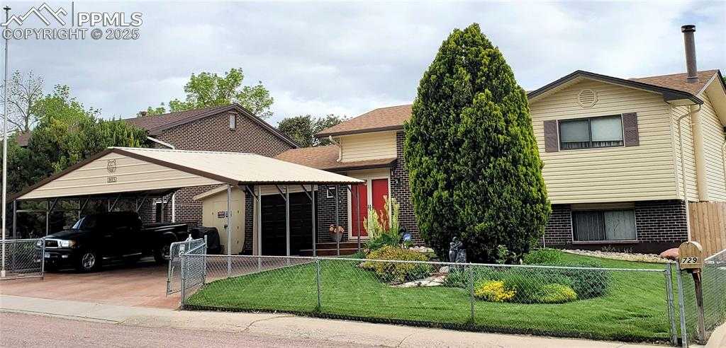 803 Drew Dr photo 1 of 50