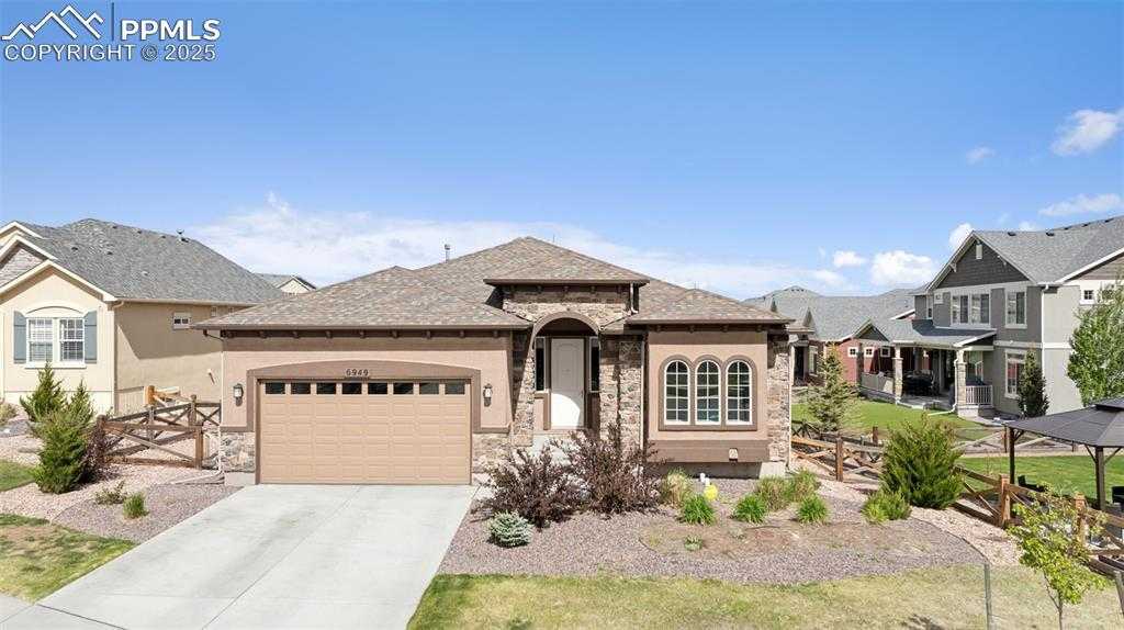 6949 Compass Bend Dr photo 1 of 46