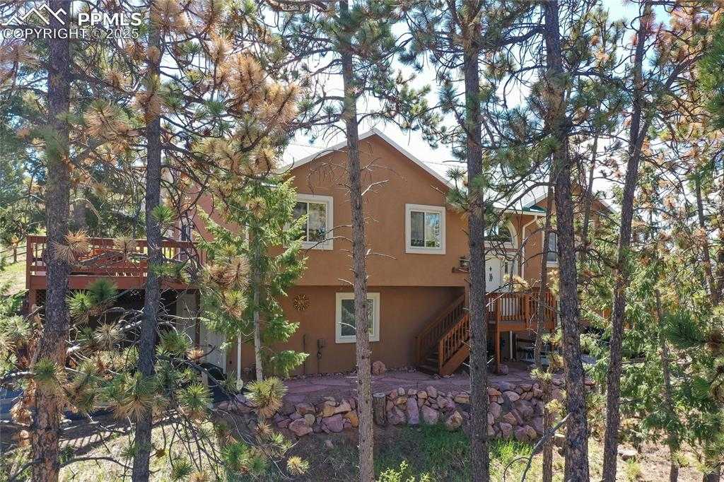 1053 Kings Crown Rd photo 1 of 47