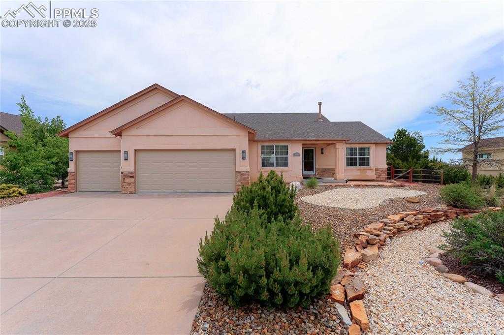 10641 Greenbelt Dr photo 1 of 43