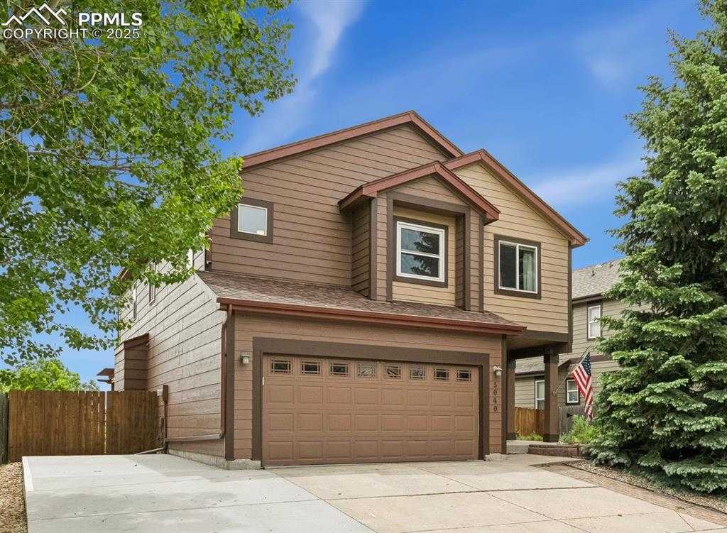 5040 Sweetgrass Ln photo 1 of 44