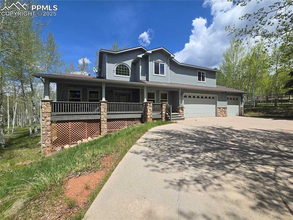 407 Oxford Ln photo 1 of 50