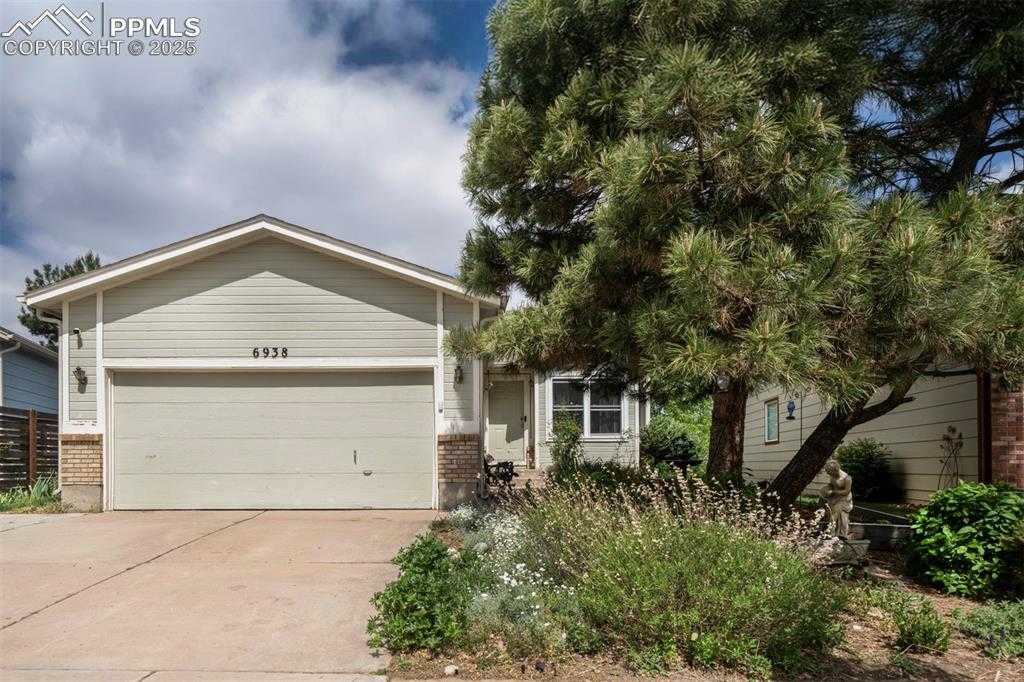 6938 Big Timber Dr photo 1 of 30
