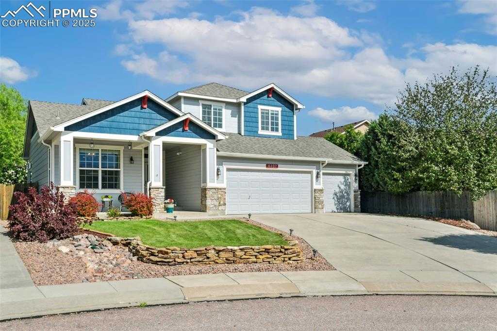 4407 Round Hill Dr photo 1 of 33