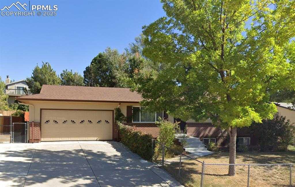 1331 Sanderson Ave photo 1 of 1