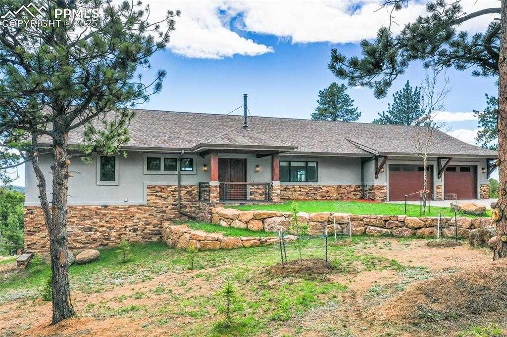 2754 County Road 421 photo 1 of 42