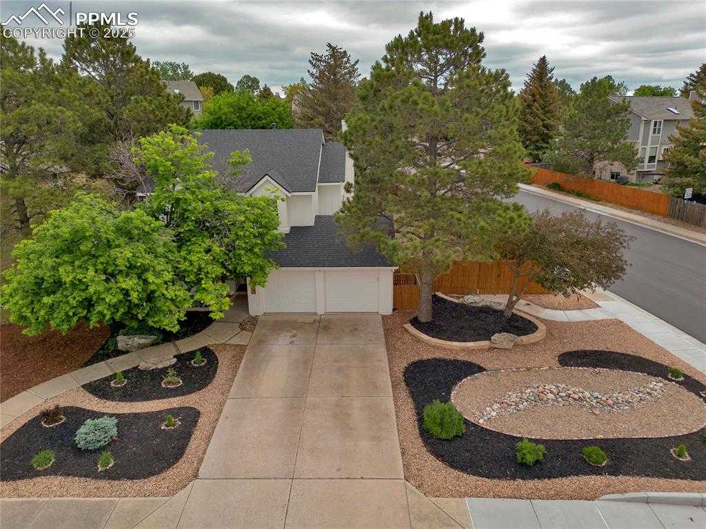 8115 Avens Cir photo 1 of 50