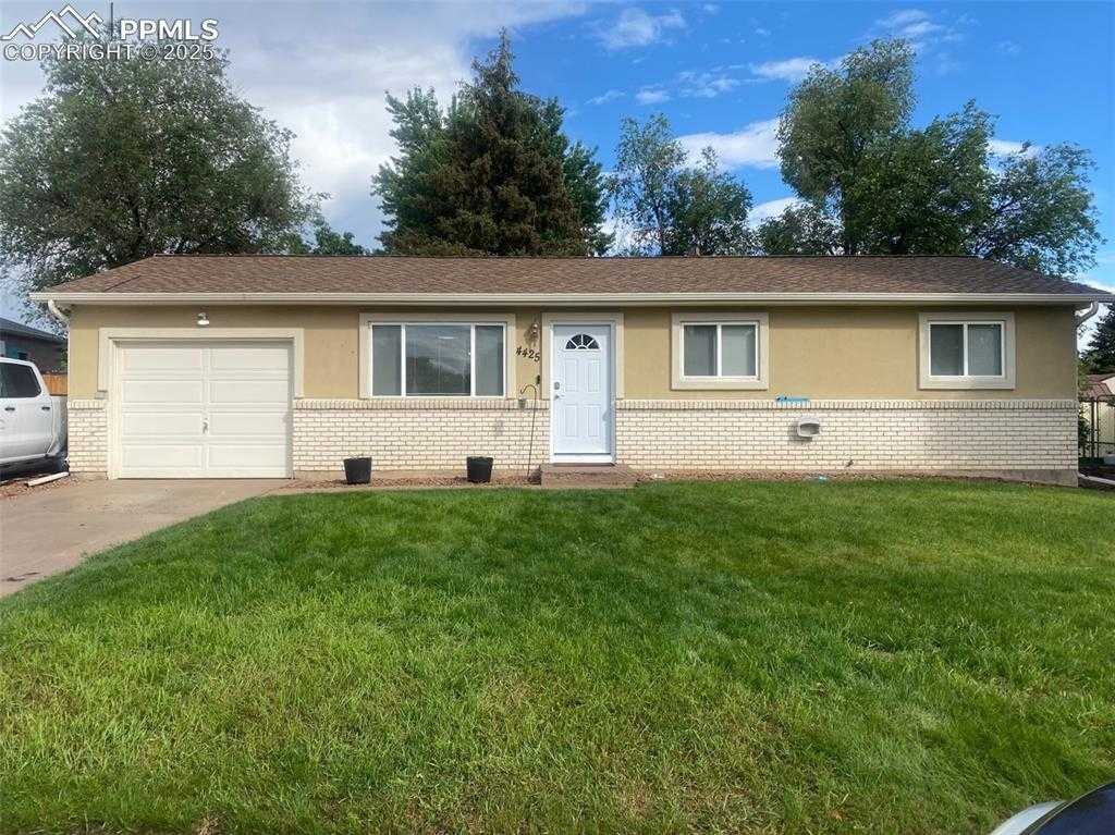 4425 Barkman Cir photo 1 of 15