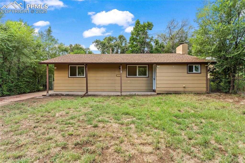 134 Hayes Dr photo 1 of 32