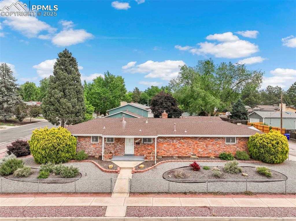 2043 Patrician Way photo 1 of 49