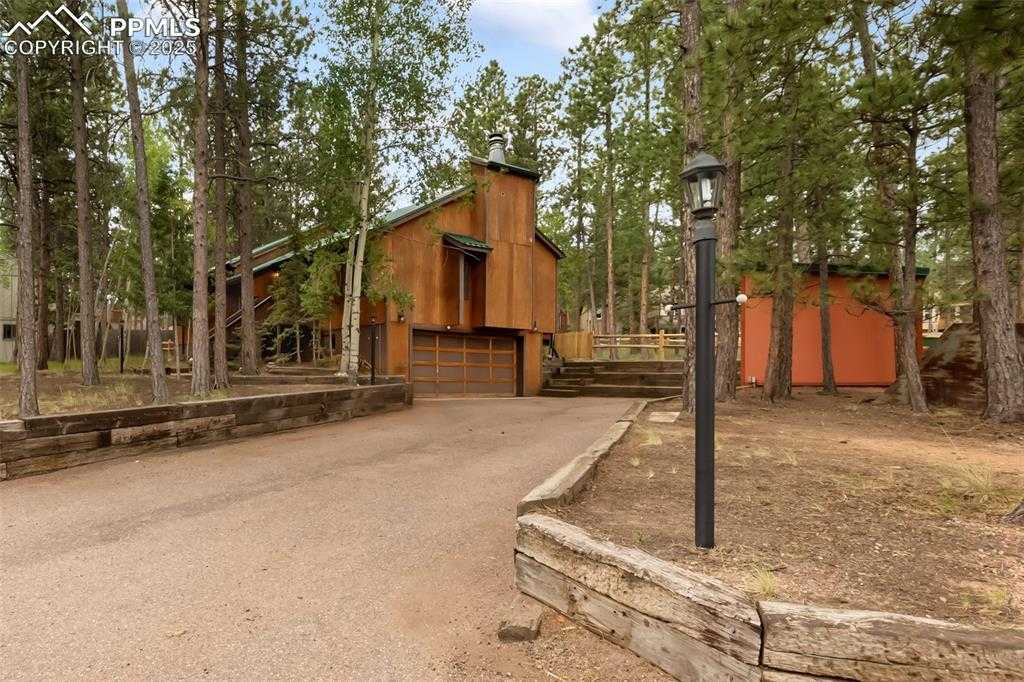 1343 Terri Ln photo 1 of 38