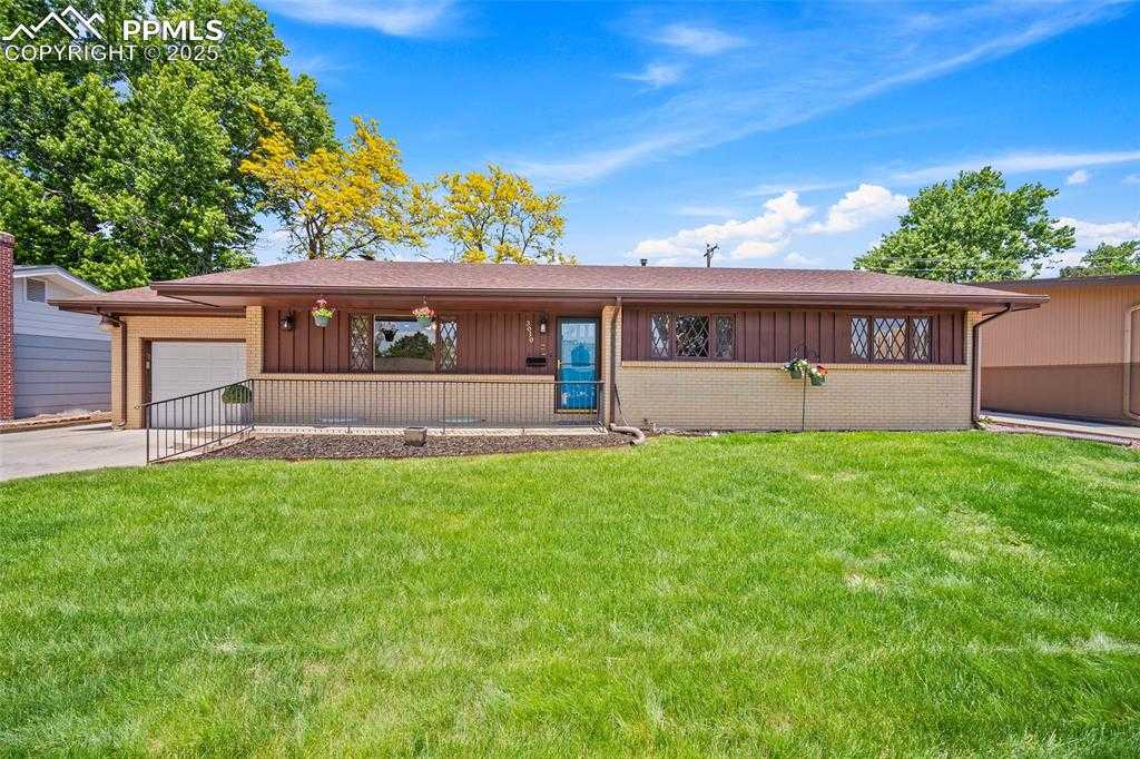 3010 Drakestone Dr photo 1 of 35