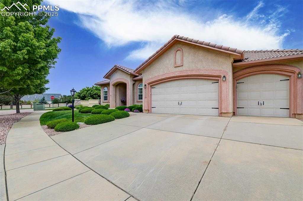 2632 Emerald Ridge Dr photo 1 of 48
