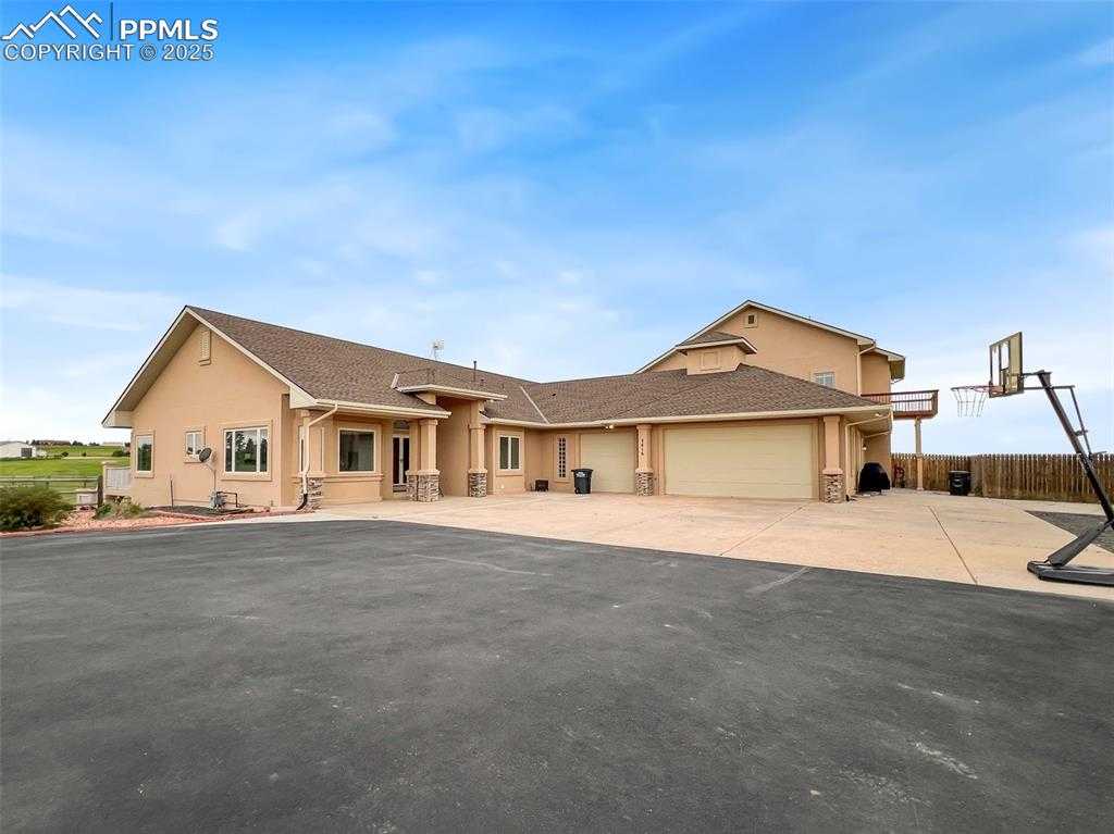 7416 Crow Ct photo 1 of 50