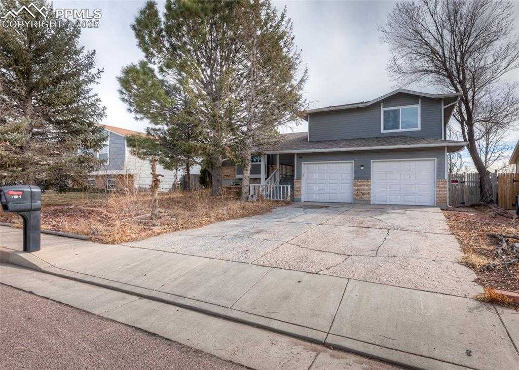 7465 Painted Rock Dr photo 1 of 46