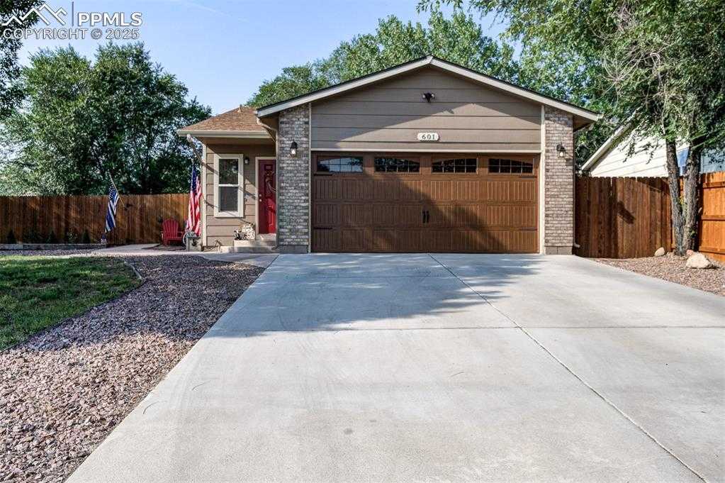 601 Harvest Field Way photo 1 of 27