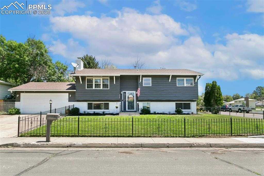 4603 Bella Dr photo 1 of 50