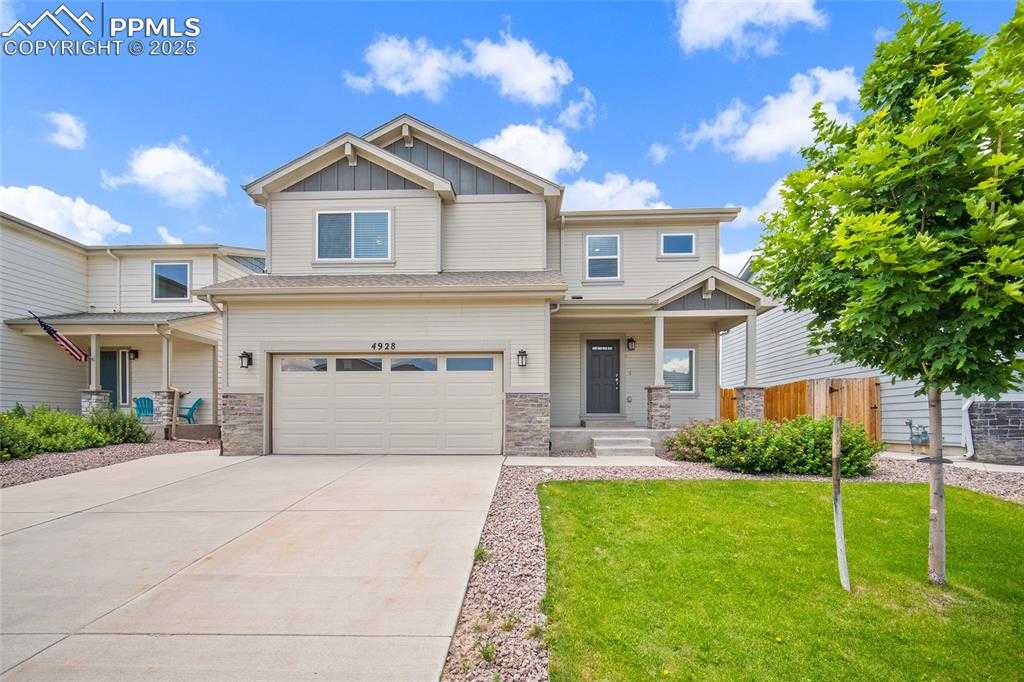 4928 Wolf Moon Dr photo 1 of 41