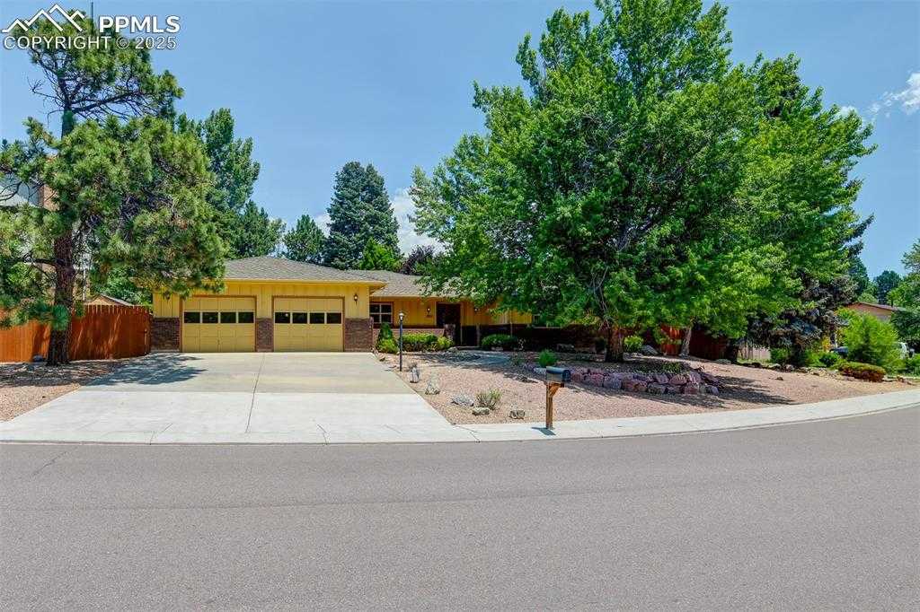 3710 Saddle Rock Rd photo 1 of 43