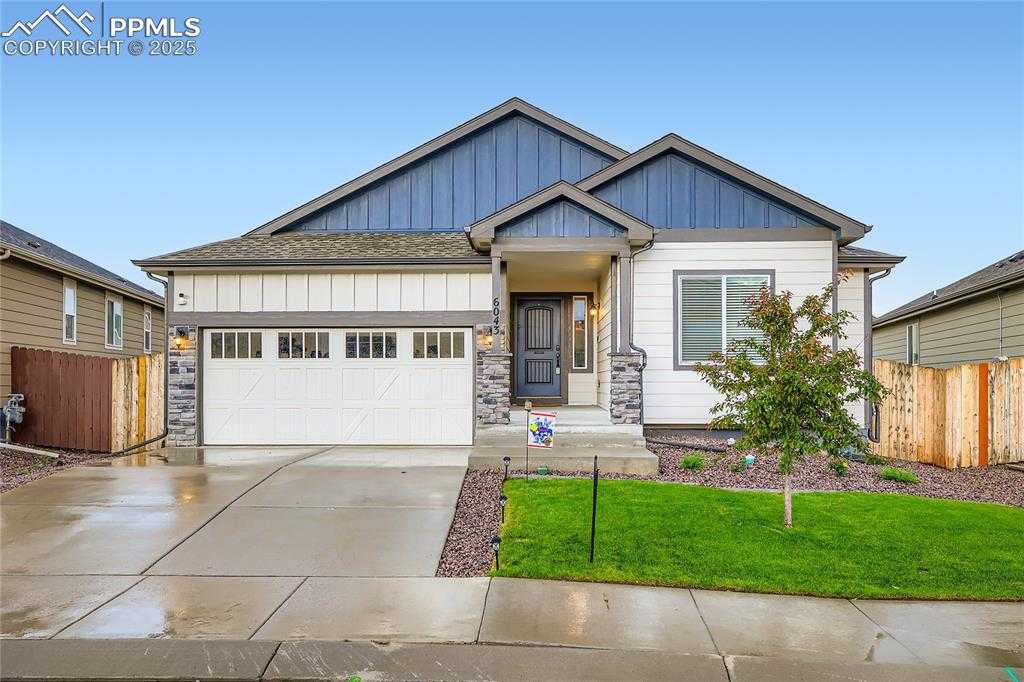6043 Nash Dr photo 1 of 37