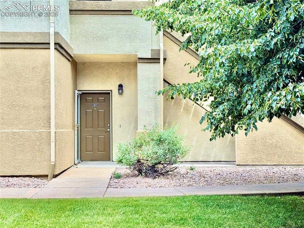 3764 Riviera Grv photo 1 of 24