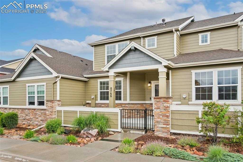 8760 Eckberg Hts photo 1 of 26