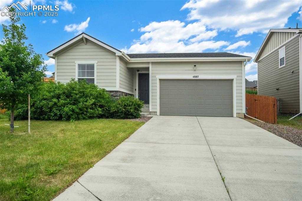 4887 Wolf Moon Dr photo 1 of 36
