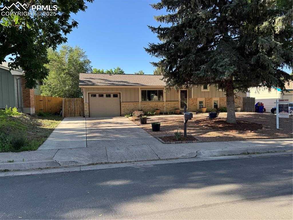 4589 S. Sleepy Hollow Cir photo 1 of 32