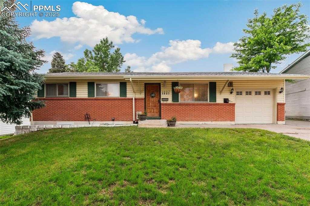 1607 Rushmore Dr photo 1 of 39