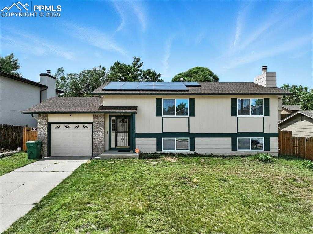 6880 Corn Tassle Dr photo 1 of 38