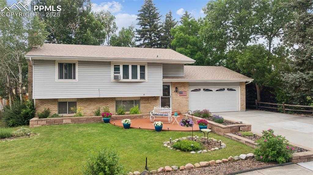 4902 S. Hackamore Dr photo 1 of 39