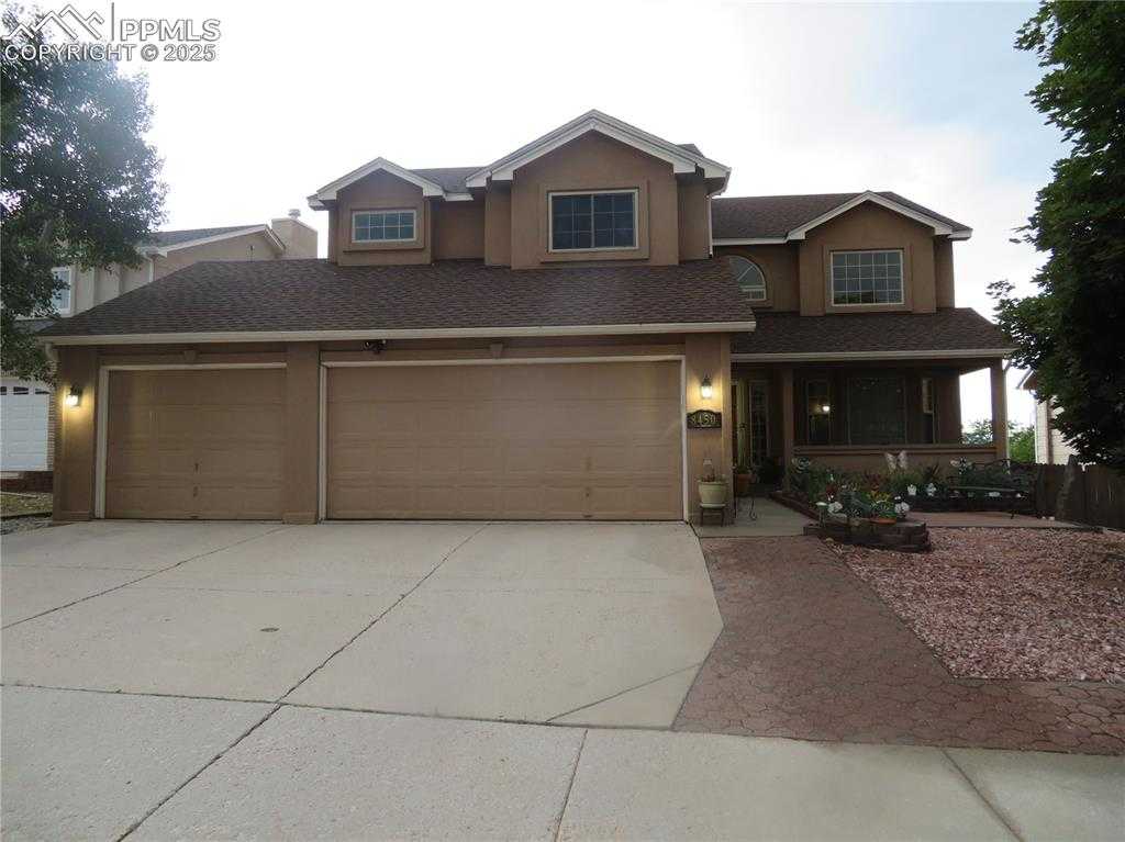8450 Winncrest Ln photo 1 of 45