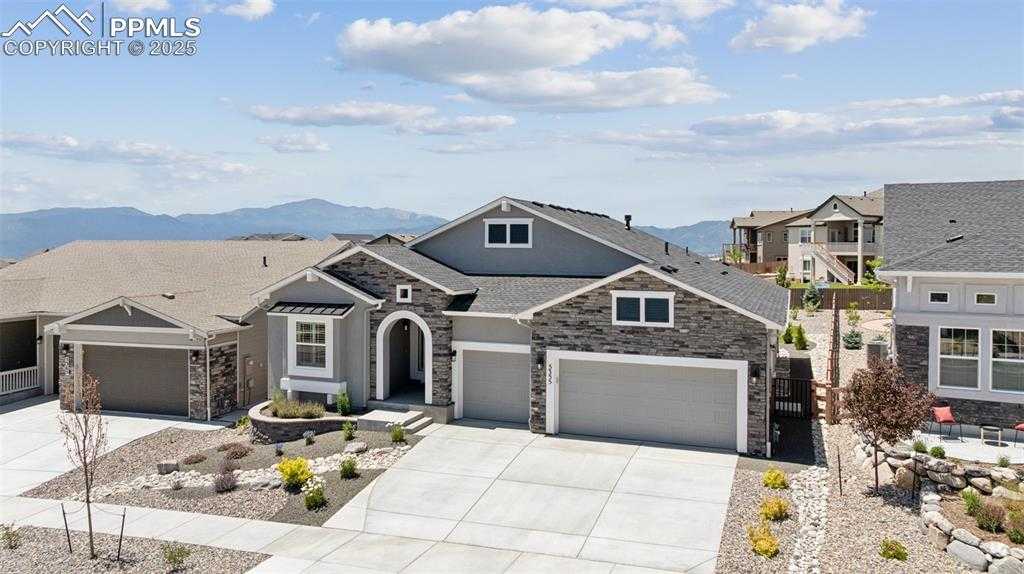 5355 Gansevoort Dr photo 1 of 42