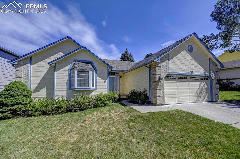6980 Ashley Dr photo 1 of 45