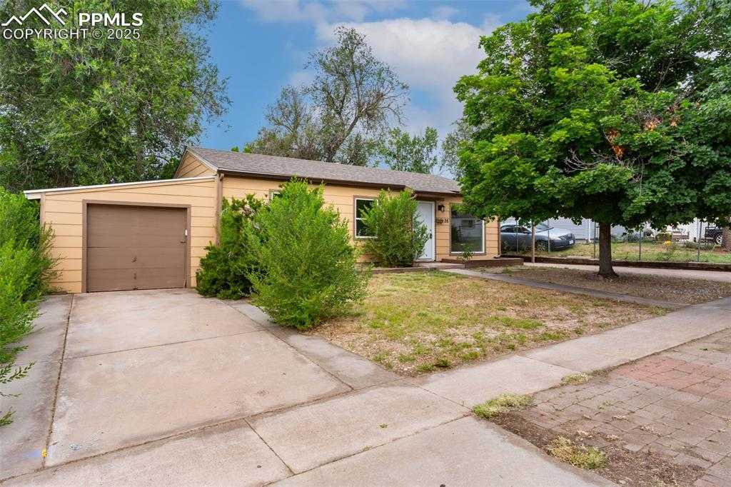 26 N. Brentwood Dr photo 1 of 26