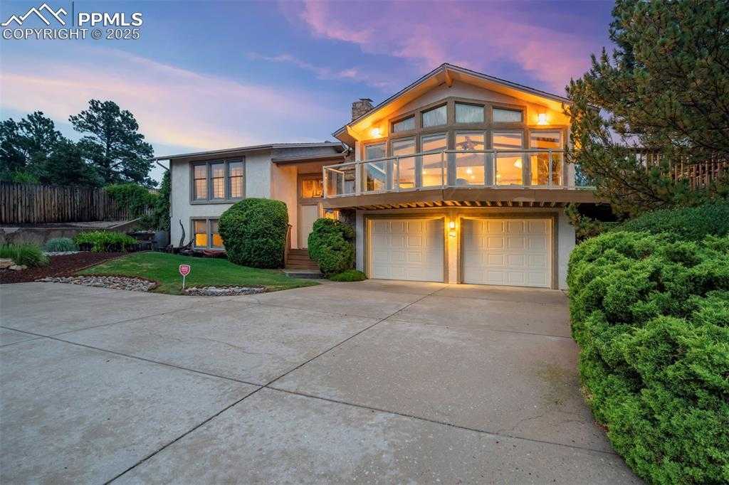 4323 Roundtree Ct photo 1 of 50