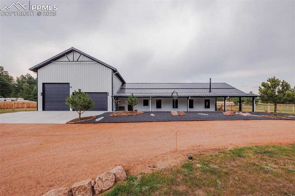 412 Obsidian Dr photo 1 of 38